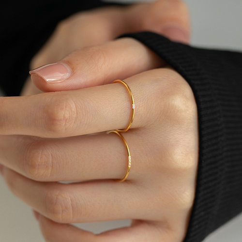 丨一折专区丨品牌撤柜丨极细简约素圈锆石钛钢戒指女冷淡风不掉色