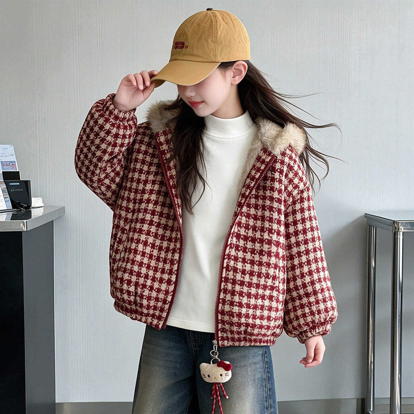 女童秋冬装连帽棉服2026新款时髦中大儿童千鸟格加绒加棉冬季外套