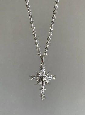 甜酷风冰透十字架锆石项链女韩系清冷感轻奢锁骨链小众四芒星颈链