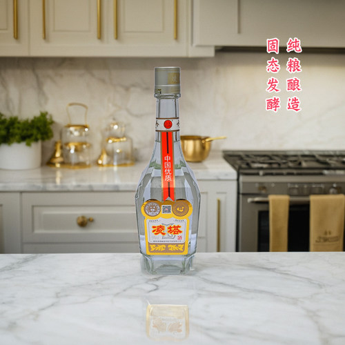 固态发酵清香型白酒凌塔4瓶53度
