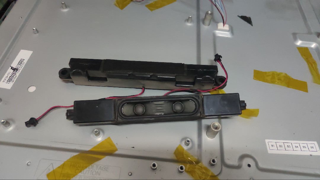 原装海信LED46K21 LED40K11 LED42T36P喇叭VIT2722-10W8Ω-02/ROH