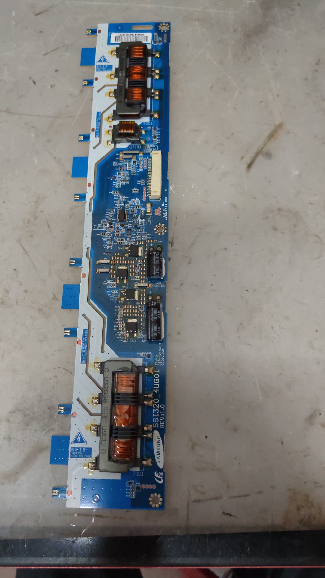 索尼KLV- 32EX400 32BX300 32BX205高压板4H.V2258.151  SSI320-