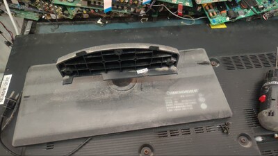 长虹LED39C3000 底座 支架 座子配螺丝