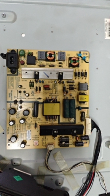 创维 49E600G 49E6000 49E3500 49X5/M6电源板 168P-L4U022-00