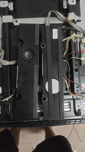 东芝42CL300C喇叭42-WDF720-AX1G 8Ω8W 原装机拆机件