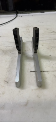 原装海信LED60/65EC660US  LED60K5500U 65K3500底座 支架孔距5cm