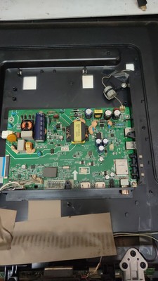长虹32/39D2000液晶电视主板JUC7.820.00151612配屏可选
