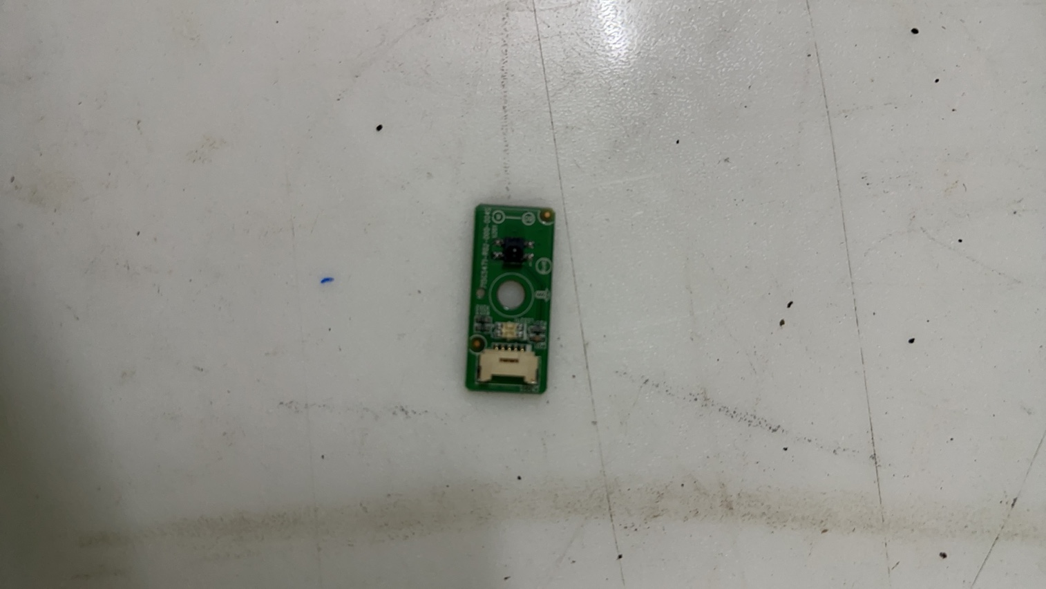 KLV-32R300A LE42B70 32E7CRN遥控接收板715G5471-R02-000-004S