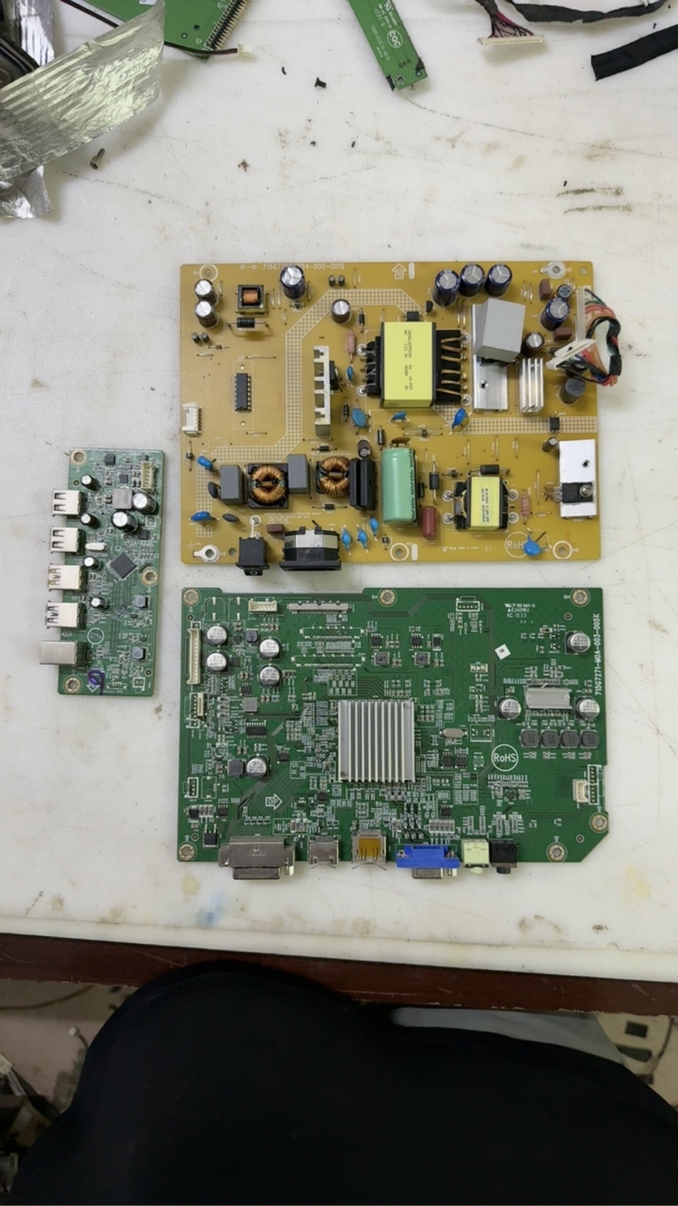 冠捷AOC U2777PQU驱动板 LV273HUPX电源板 715G7760 715G7271主板 - 实物图