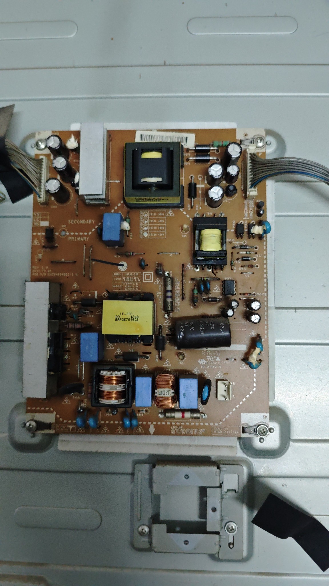 原装LG 42LS3100电源板 EAX64604501 2632H 450V现货测好