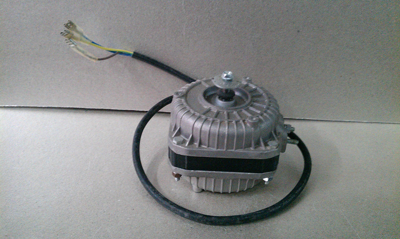 冰柜冰箱散热风机电动机马达 冰柜冷凝风扇电机40W瓦 YZF48N-13