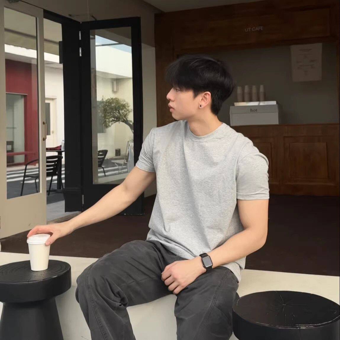 889宽松训练服正短袖肌肉健身男肩袖口夏季收衣服灰色t恤显上衣运