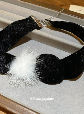 复古金丝绒花朵毛球颈链秋冬优雅气质百搭锁骨链轻奢高级感项饰女