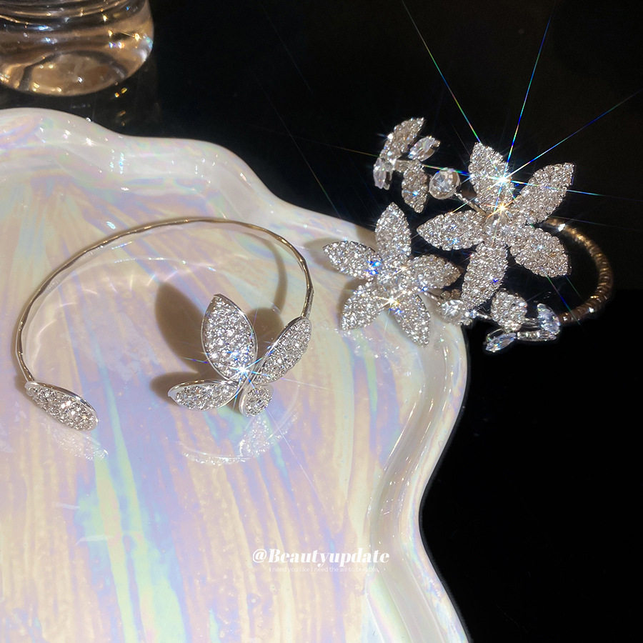 欧美跨境镶钻花朵开口手镯优雅个性小众设计感手环轻奢高级感手饰,饰品/流行首饰/时尚饰品新,手镯,淘宝优惠券,粉丝福利购,淘宝优惠卷