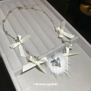 缎带蝴蝶结毛球珍珠项链优雅甜美小众气质锁骨链轻奢高级感项饰女