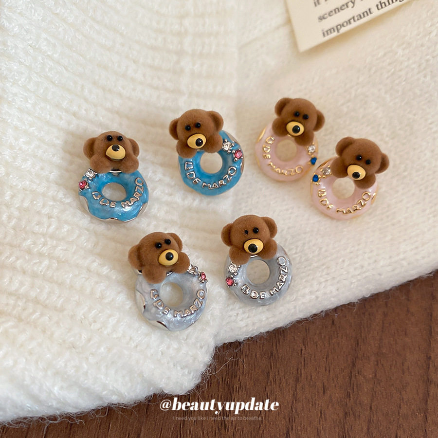银针植绒小熊滴油圆形耳钉卡通创意甜美百搭耳环设计感小众耳饰女,饰品/流行首饰/时尚饰品新,耳钉,淘宝优惠券,粉丝福利购,淘宝优惠卷