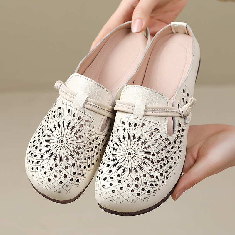 真皮包头凉拖鞋女夏季镂空防滑妈妈拖鞋大码平底中老年懒人半拖鞋