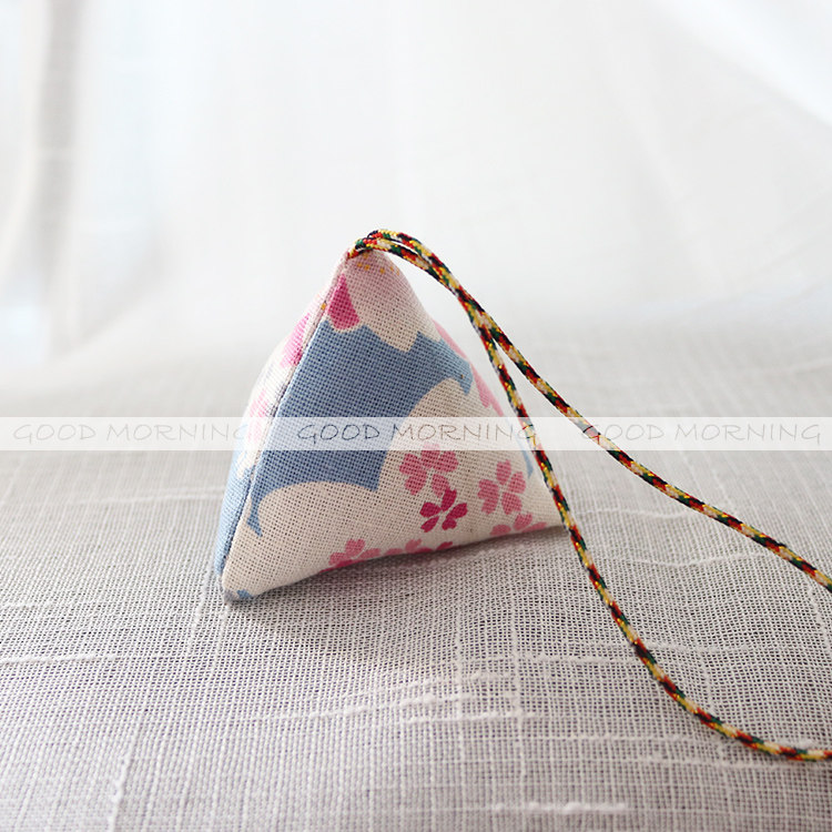 FINISHED ZONGZI SMALL SACHET DRAGON BOAT FESTIVAL WORMWOOD INSECT REPELLENT AND WIND TRIANGLE SACHET PENDANT SMALL GIFT GIFT