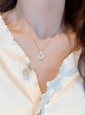 方钻吊坠项链女小众感锁骨链颈链