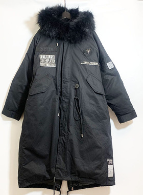 圣迪家女士高领撞色字母抽绳收腰厚款羽绒服2453