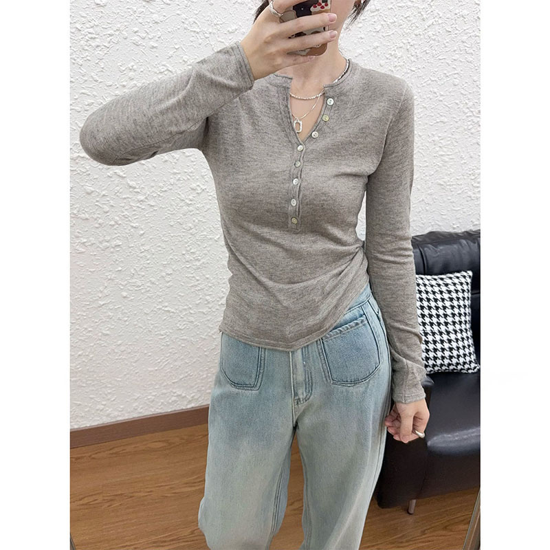 半开领长袖针织打底衫女秋冬内搭v领修身显瘦小个子上衣