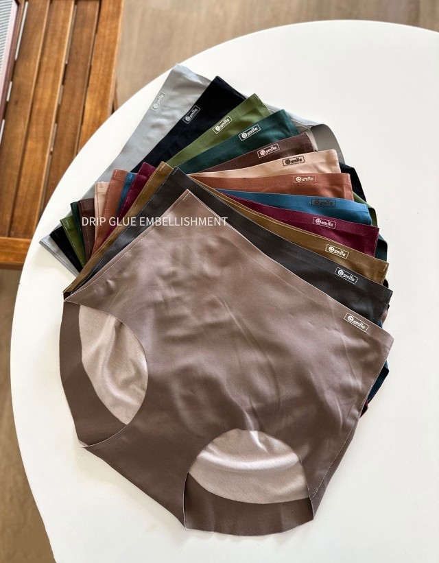 闹小姐秋冬新款新款高腰无痕磨毛柔软一片式简约蜜桃臀轻收腹底裤,女士内衣/男士内衣/家居服,女三角裤,淘宝优惠券,粉丝福利购,淘宝优惠卷