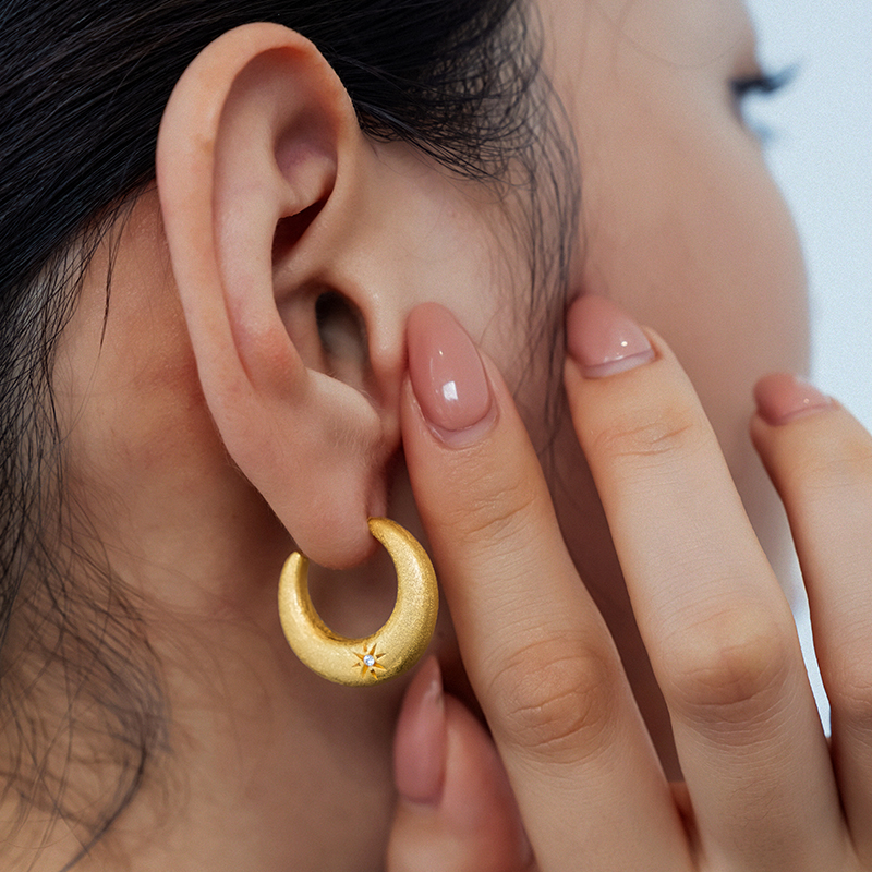 通体S925纯银镀18K金月牙基础款百搭耳环女极简约冷淡风气质耳扣