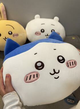 新款吉伊卡哇自嘲熊小八乌萨奇吉伊汽车沙发头枕家居抱枕靠垫腰枕