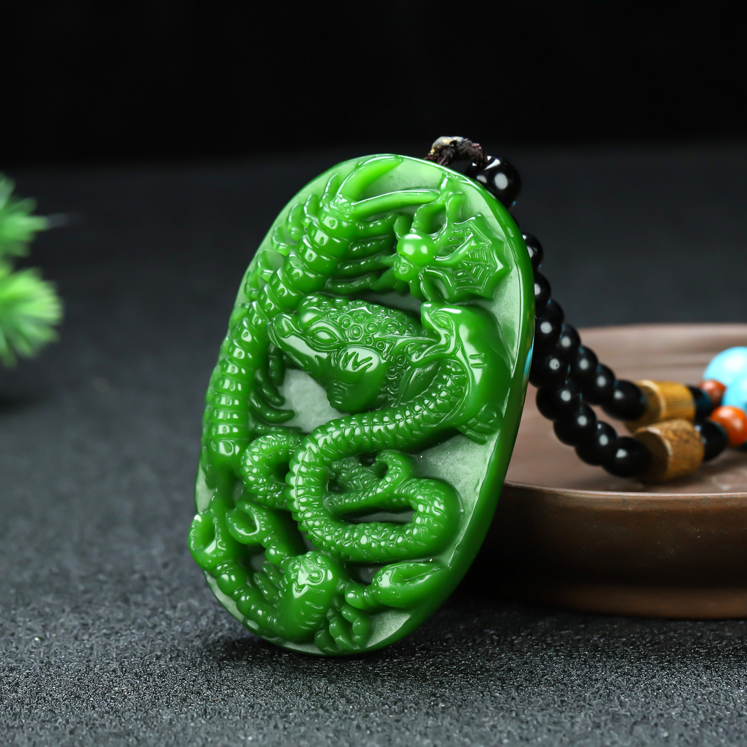 新疆和田玉碧玉五毒手把件菠菜绿碧玉金蟾蝎子蜈蚣蜘蛛蛇把件挂件