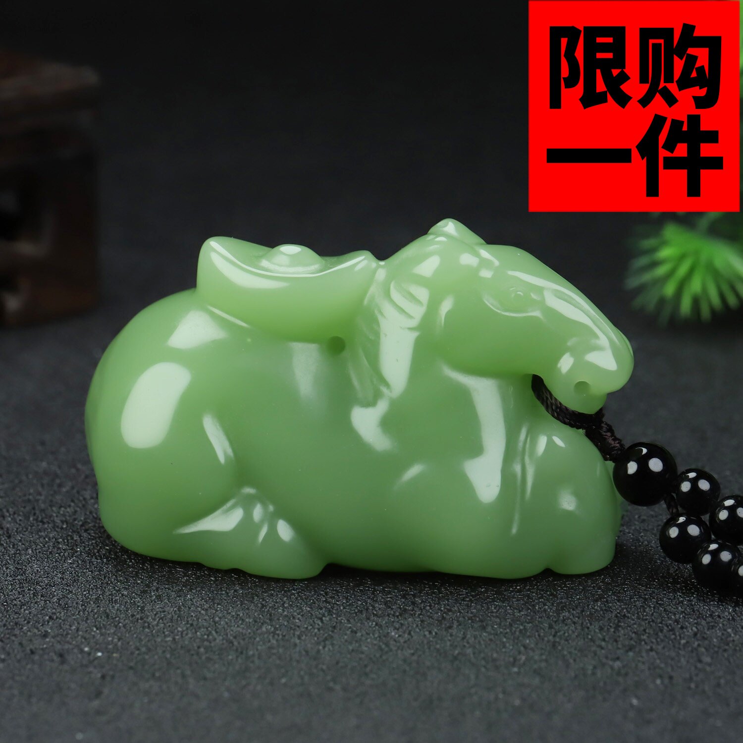 和田玉且末蓝生肖马手把件新疆玉冰底晴水色马上有钱把玩件小摆件