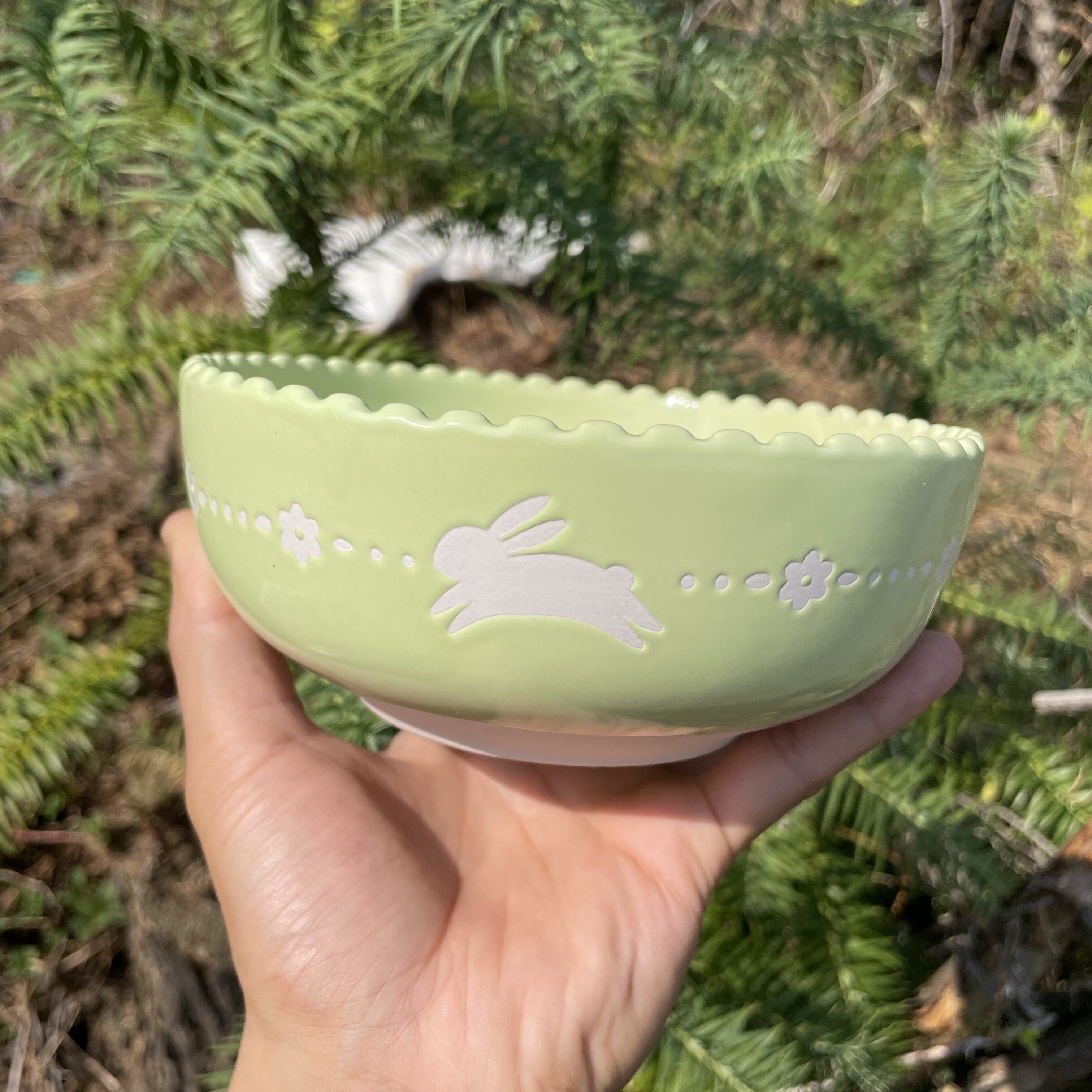 新款浮雕兔子陶瓷面碗6英寸家用汤碗菜碗绿色可爱大饭碗餐厅防烫