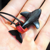 520情人节礼物鲸鱼吊坠52赫兹 海洋生物系列饰品紫檀木质鲸落项链