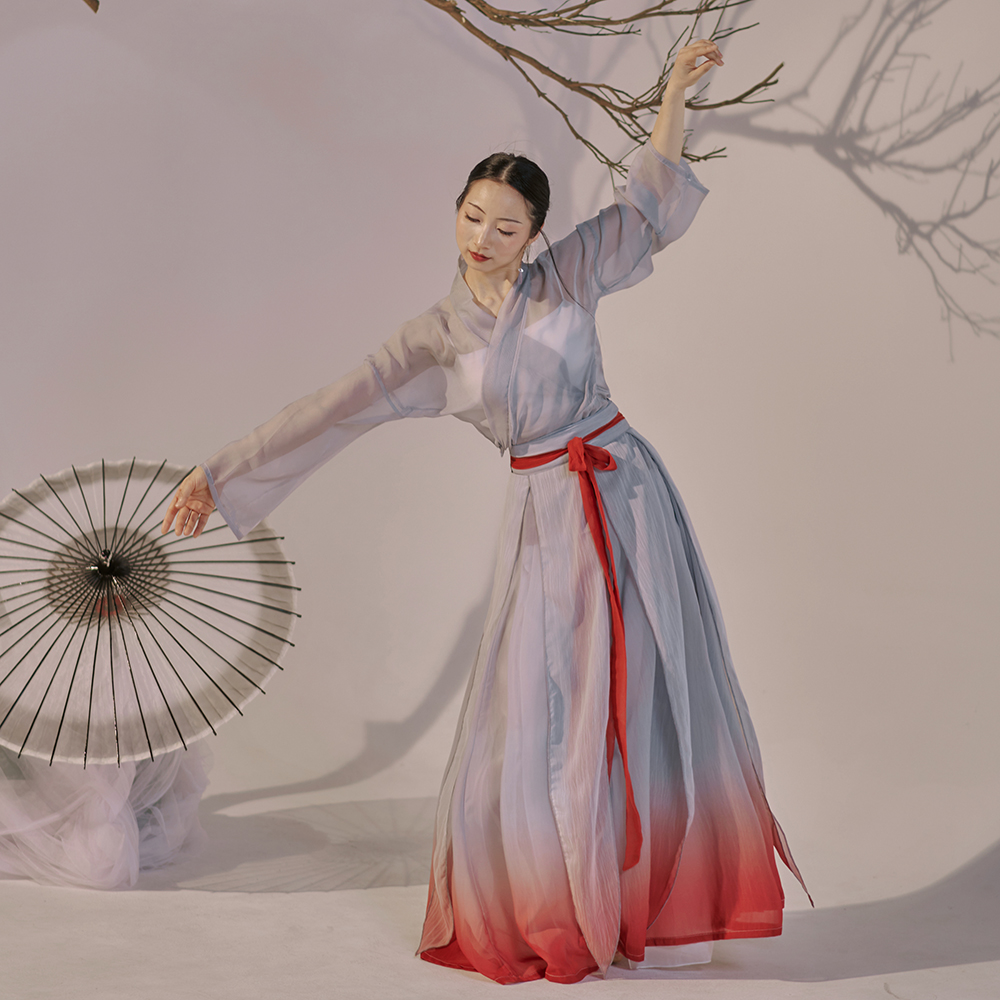粉墨千秋 灰红渐变套装飘逸汉唐舞蹈练功服中国舞剧目演出服套装