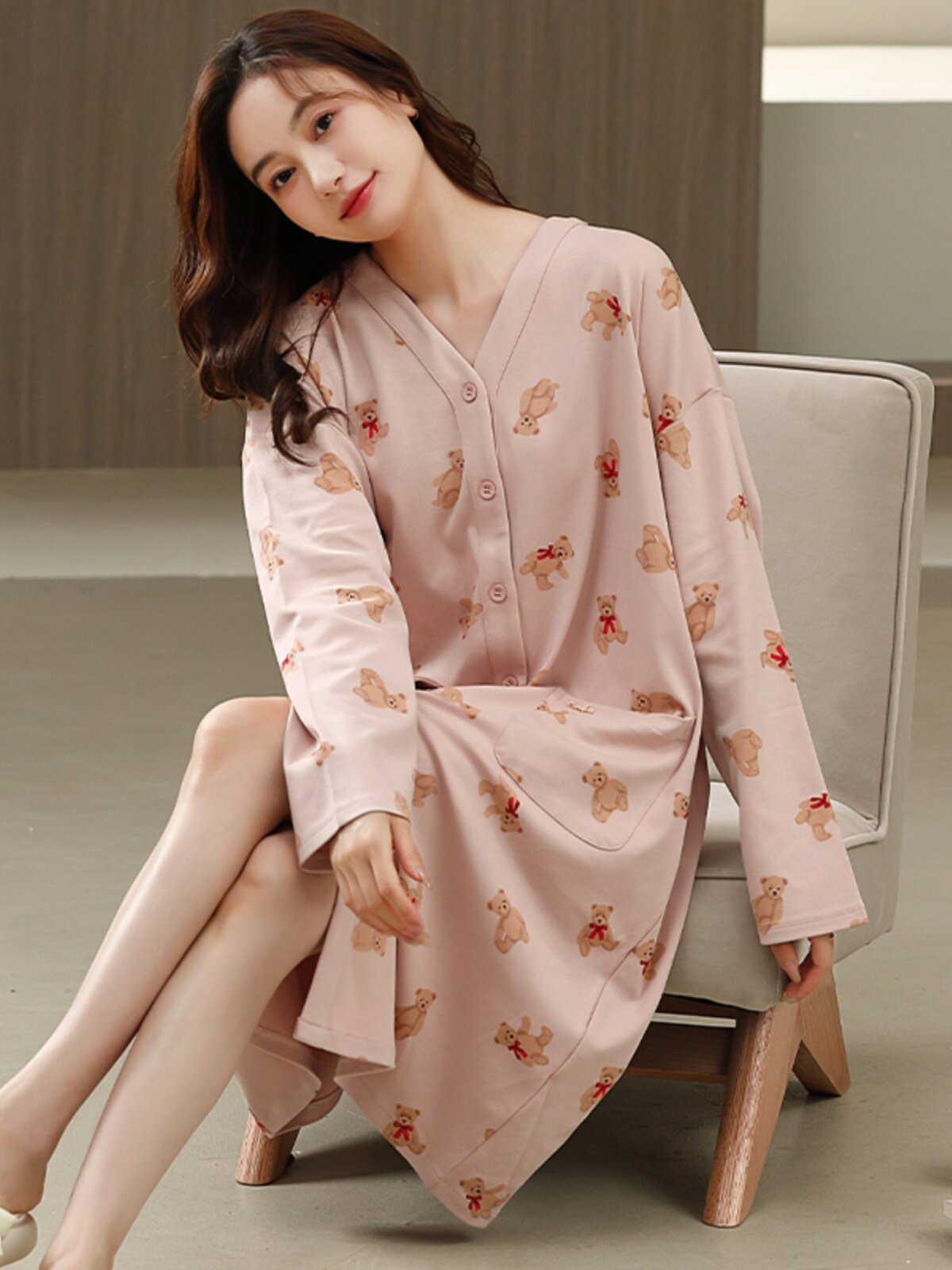 봄 가을 여성용 잠옷 가슴 패드가 내장된 순면 긴팔 대형 잠옷 가디건 여름 및 겨울 루즈한 홈복