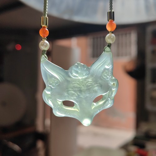 天然岫玉狐狸面具吊坠项链