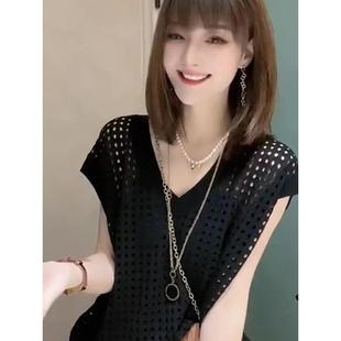 宽松显瘦蝙蝠袖 薄款 女夏季 时尚 防晒上衣T恤 气质镂空V领冰丝针织衫
