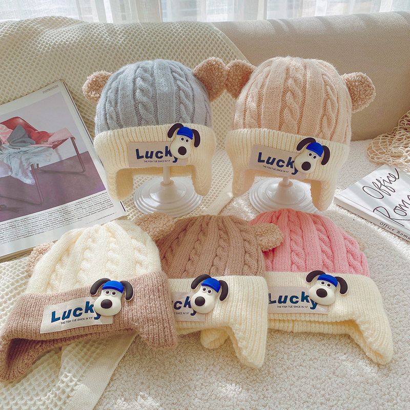 2024冬季新款婴儿帽子双层麻花纹拼色小狗毛球针织帽毛线帽护耳帽