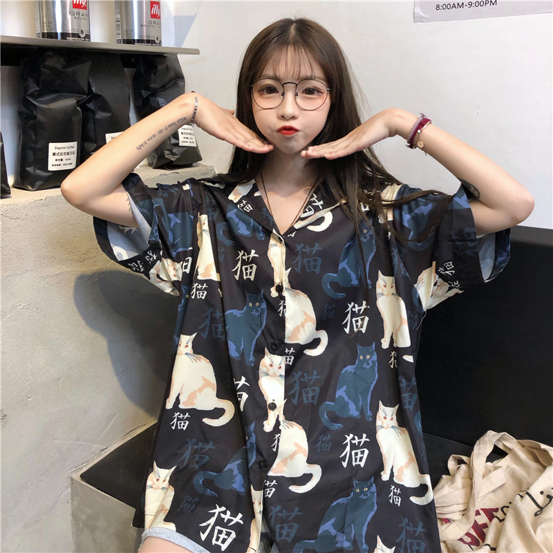 Real shot of spring dress Korean women's cat Print Shirt loose and versatile top fashion