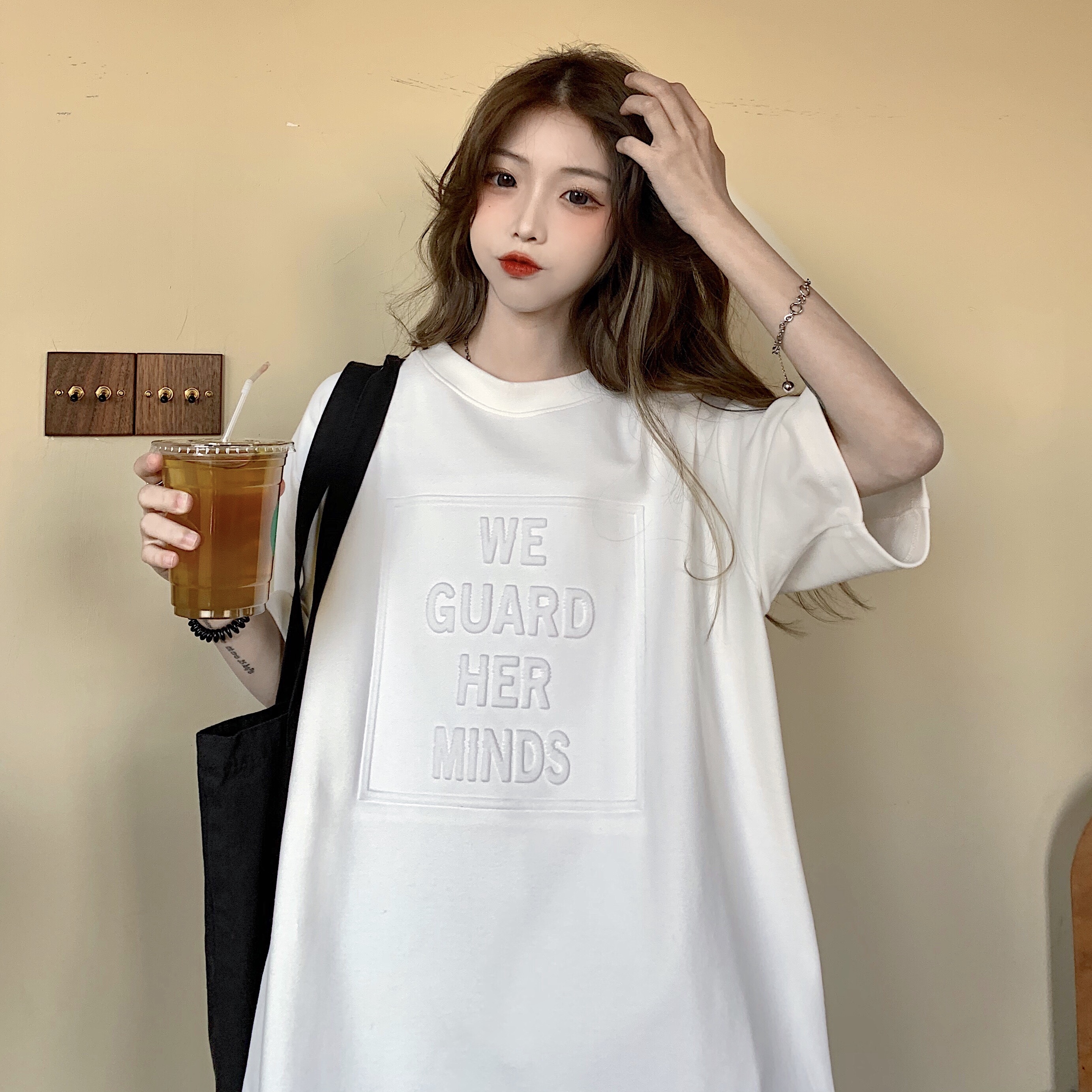 Real shot letter convex concave process short sleeve solid color blouse