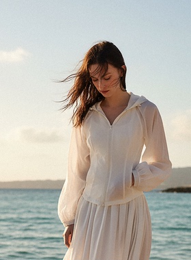 uhno泡沫之夏法式泡泡袖防晒服小众原创设计连帽开衫收腰显瘦外套