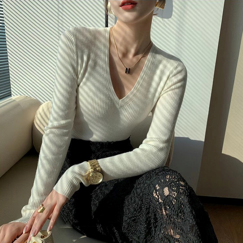 气质黑色毛衣V领长袖针织打底衫女春秋2025新款紧身显瘦内搭上衣