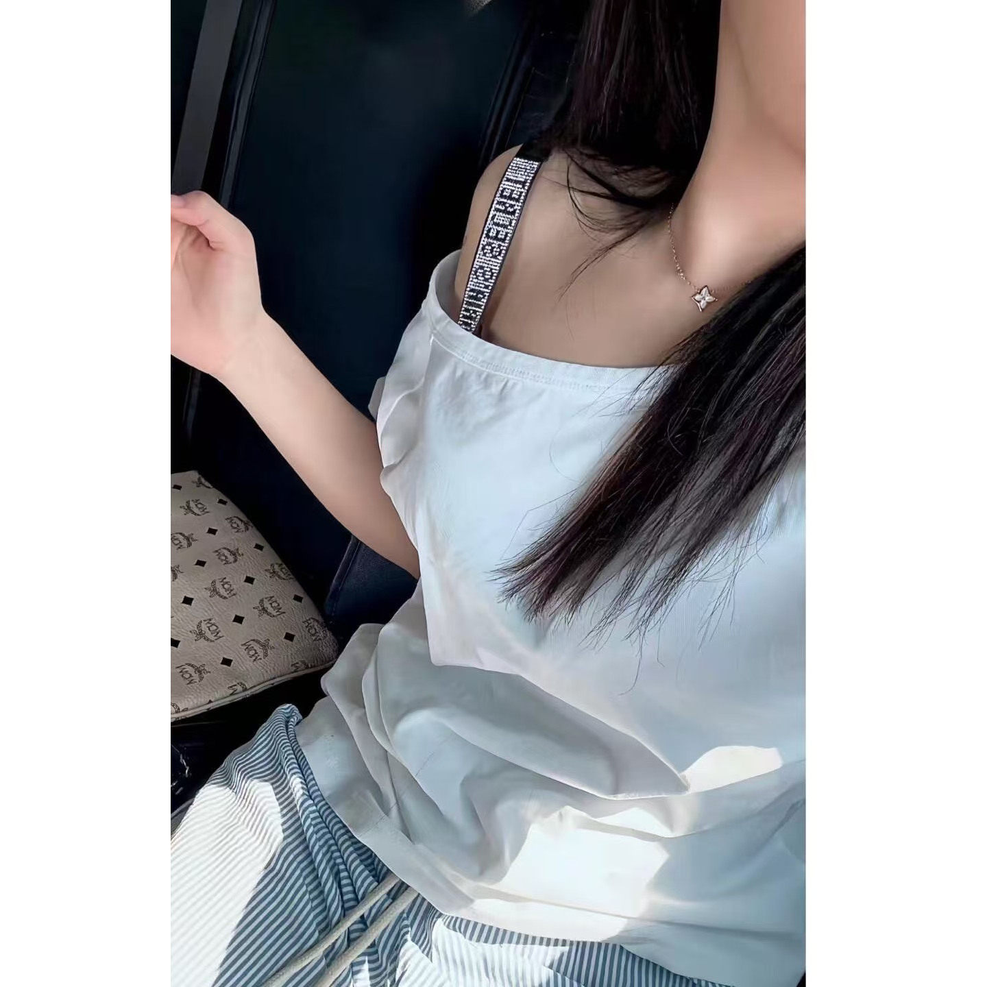 今维密内衣水钻肩带内衣女性感小胸聚拢收副乳文胸罩套装红色结婚