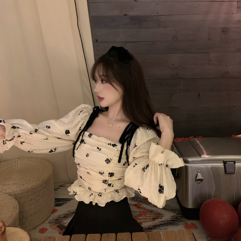 Real price one shoulder top women's exposed clavicle chiffon shirt high waist short French square collar retro Long Sleeve Shirt