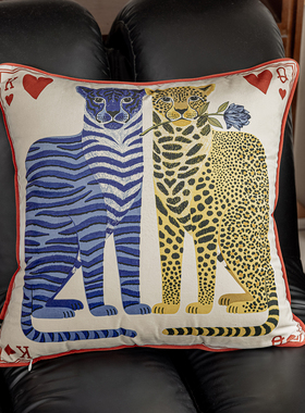百澜家居YH218K&Q豹子双面印花靠枕沙发抱枕办公室腰枕床头靠包