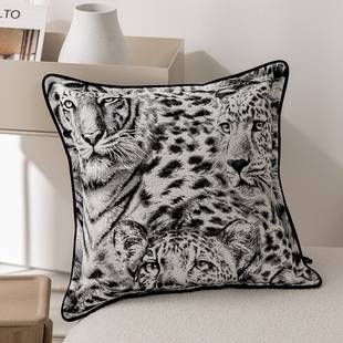 百澜家居YH203黑白老虎色织靠枕沙发抱枕办公室腰枕床头靠包