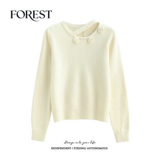 拾野森 冬装新款韩版温柔短款珍珠花朵挂脖圆领长袖套头毛衣上衣