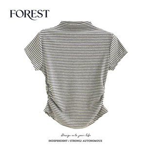 拾野森 夏装新款BM风短款收褶弧形条纹半高领短袖T恤女上衣打底衫