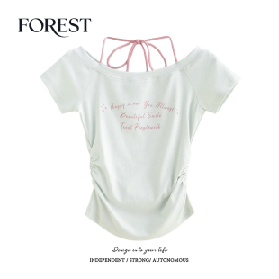 收腰弧形挂脖短袖 拾野森 纯欲甜辣短款 新款 字母印花T恤女上衣 夏装