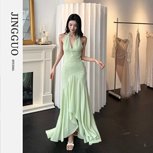 【JINGGUO轻奢】小众设计感挂脖露背礼服裙性感修身v领连衣裙7505