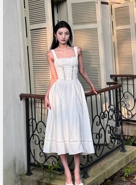 【JINGGUO轻奢】小众设计法式蕾丝花边吊带收腰连衣裙7348/7358